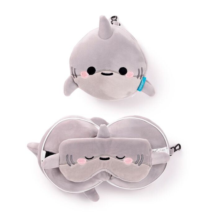 Utazópárna Szemmaszkkal, Plüss RELAXEAZZZ - Archie Cápa - Édes Állatok ADORAMALS