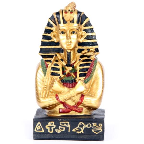 Arany Tutankhamon Kampóval és Cséphadaróval